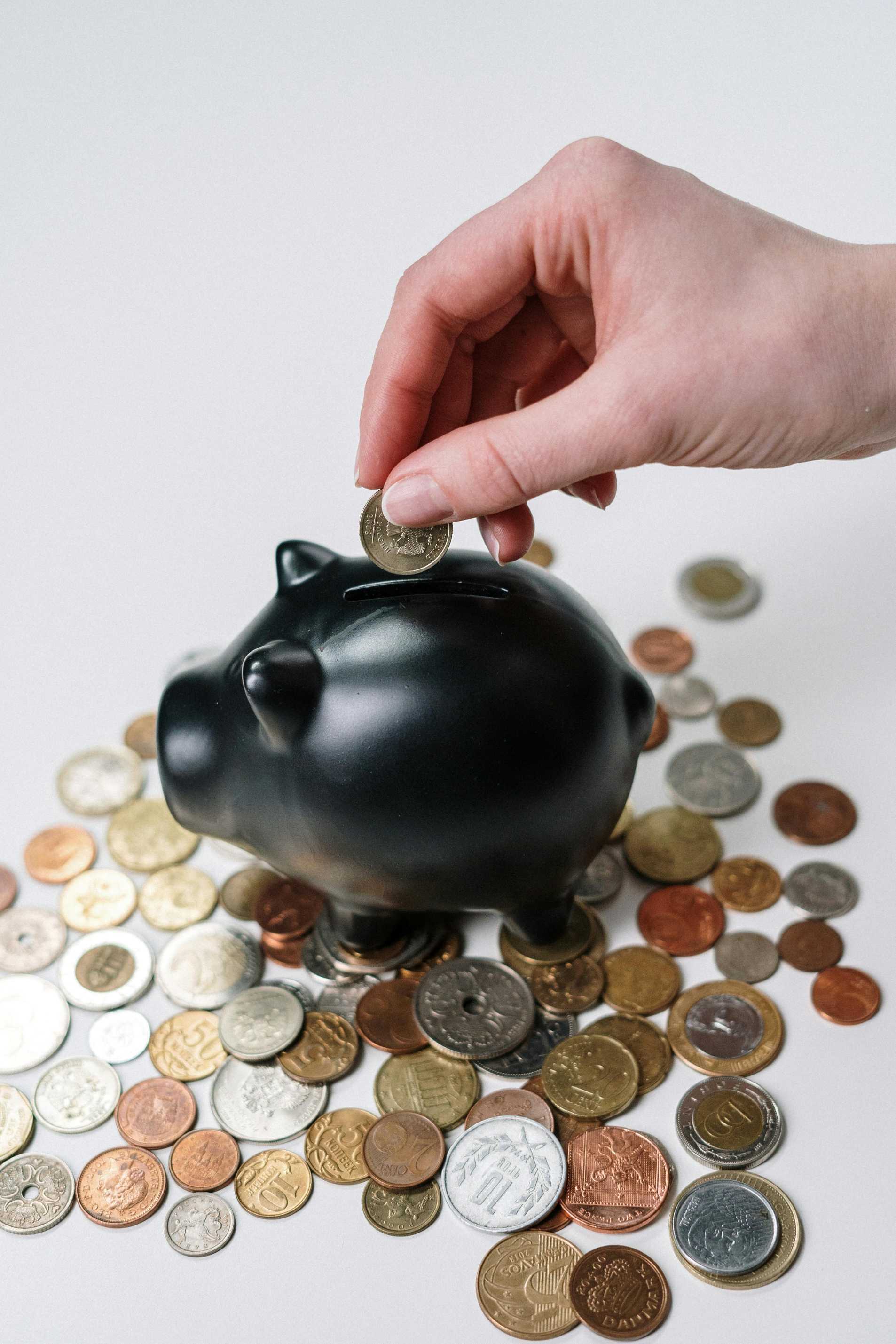 失业率与黄金市场：错综复杂的关系及潜在不确定性