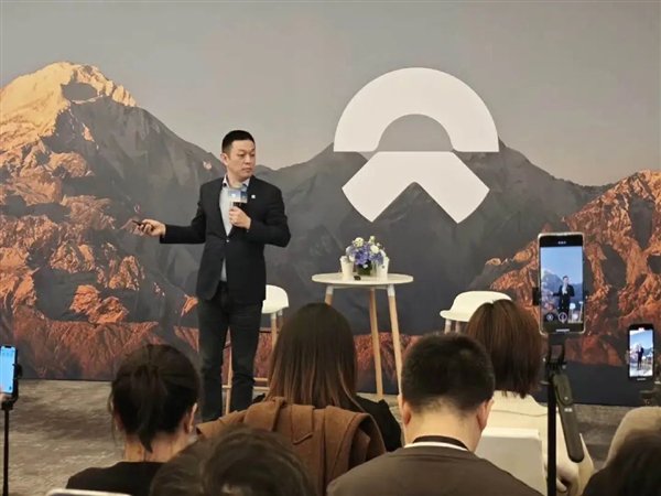 蔚来李斌详解未来战略：三品牌布局，智驾优先，海外市场谨慎乐观